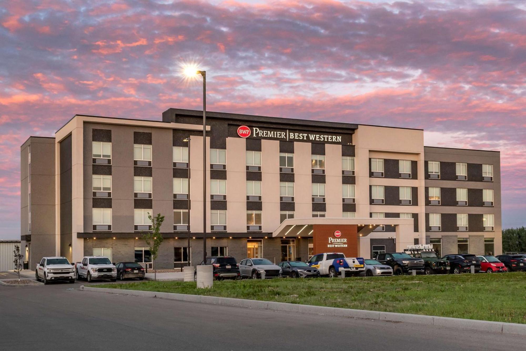 Best Western Premier Prince Albert Exterior foto