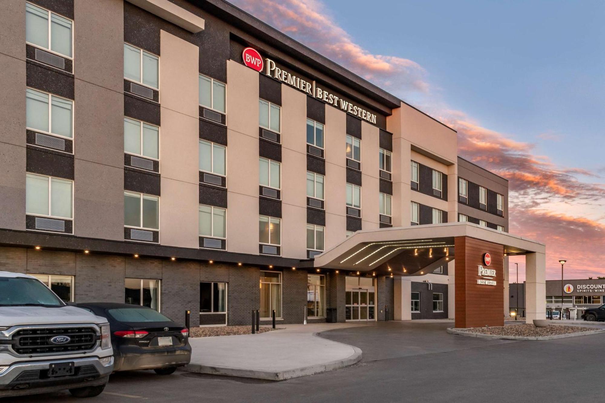 Best Western Premier Prince Albert Exterior foto