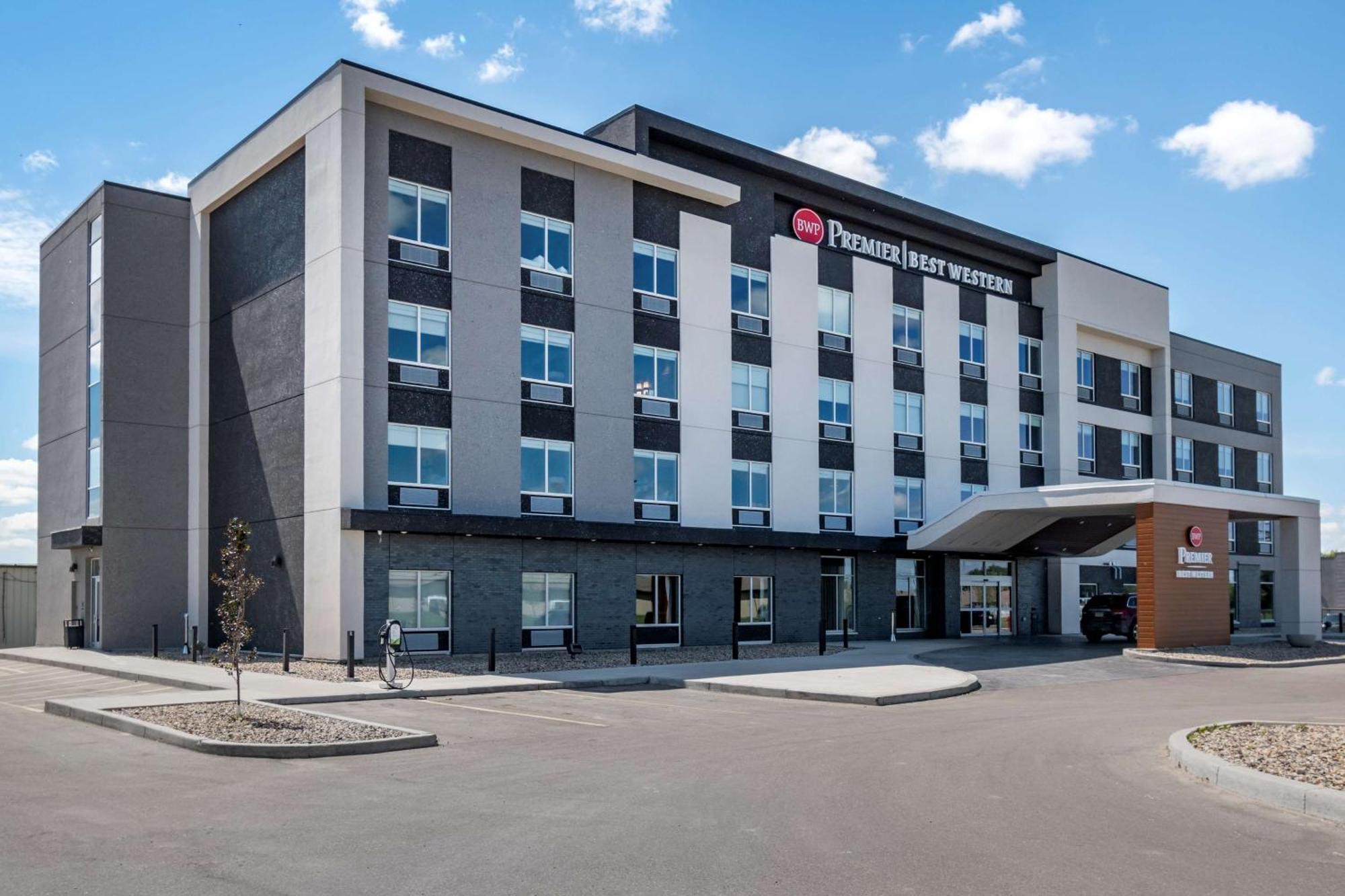 Best Western Premier Prince Albert Exterior foto